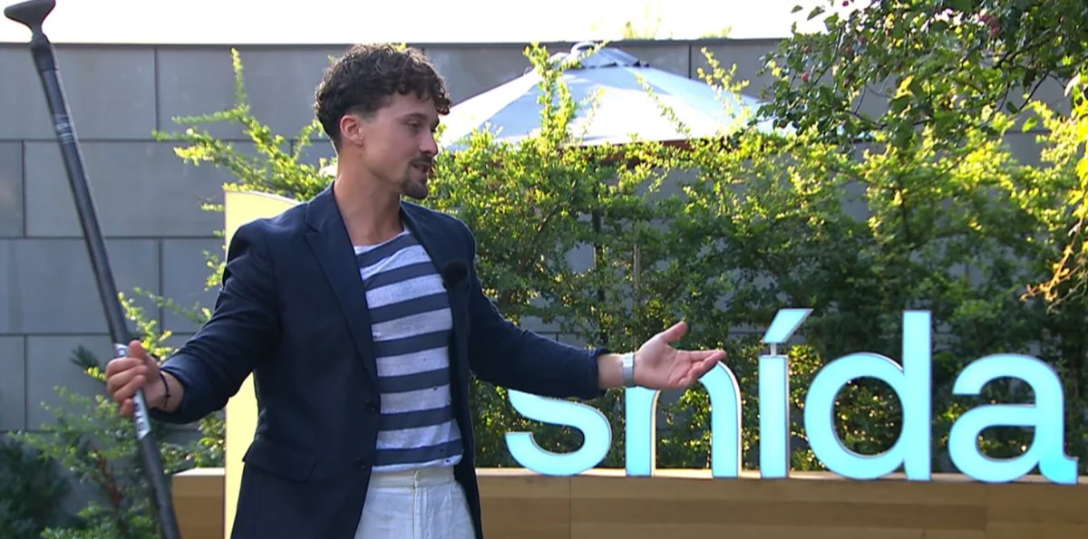 Samuel Peška jako host pořadu Snídaně s Novou